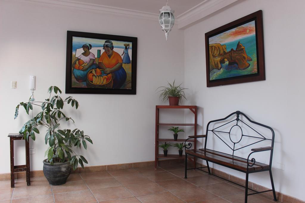 Hostal Villa Manuelita Pisco Luaran gambar